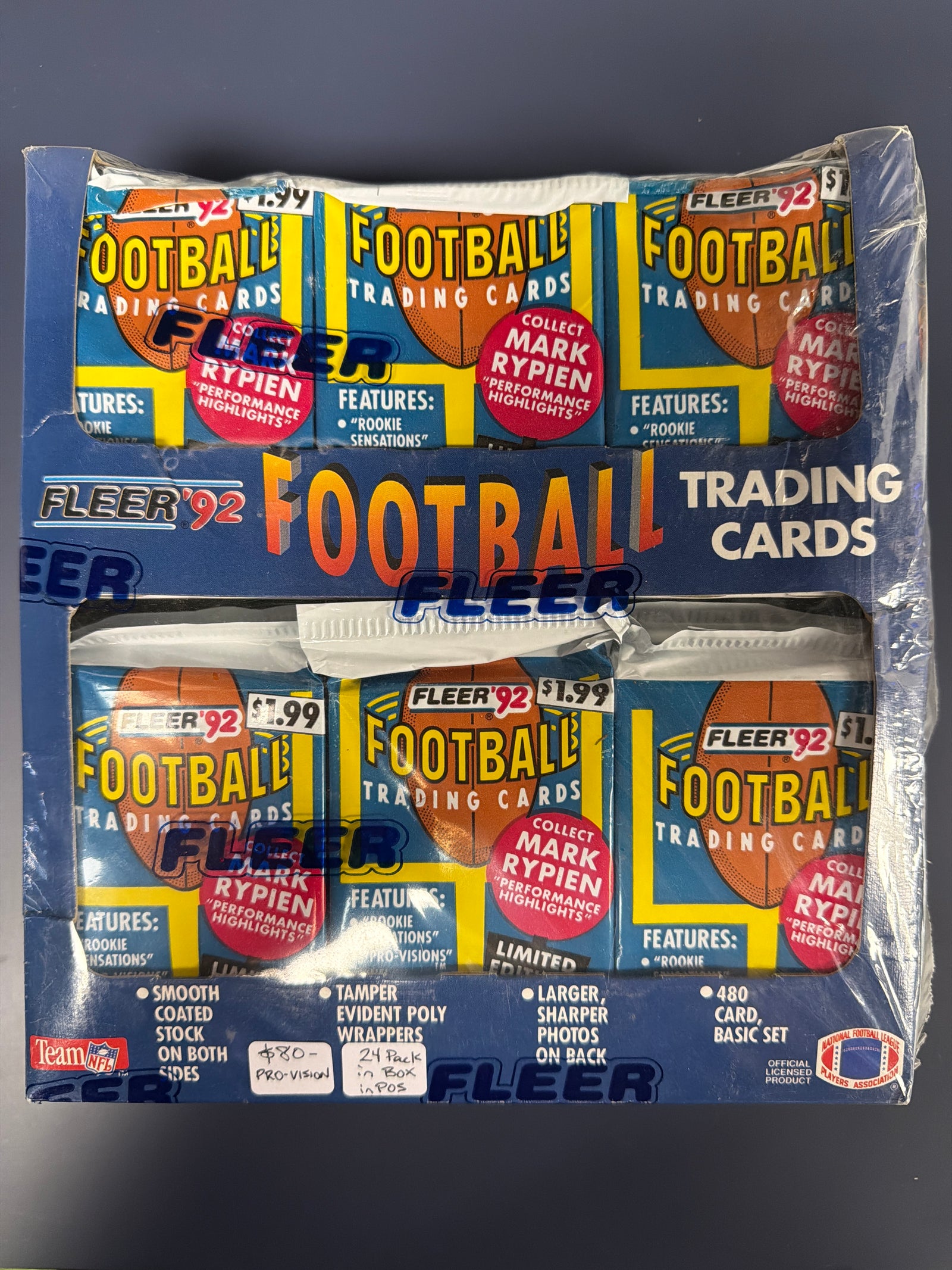 1992 Fleer NFL Football trading card 24 pack display